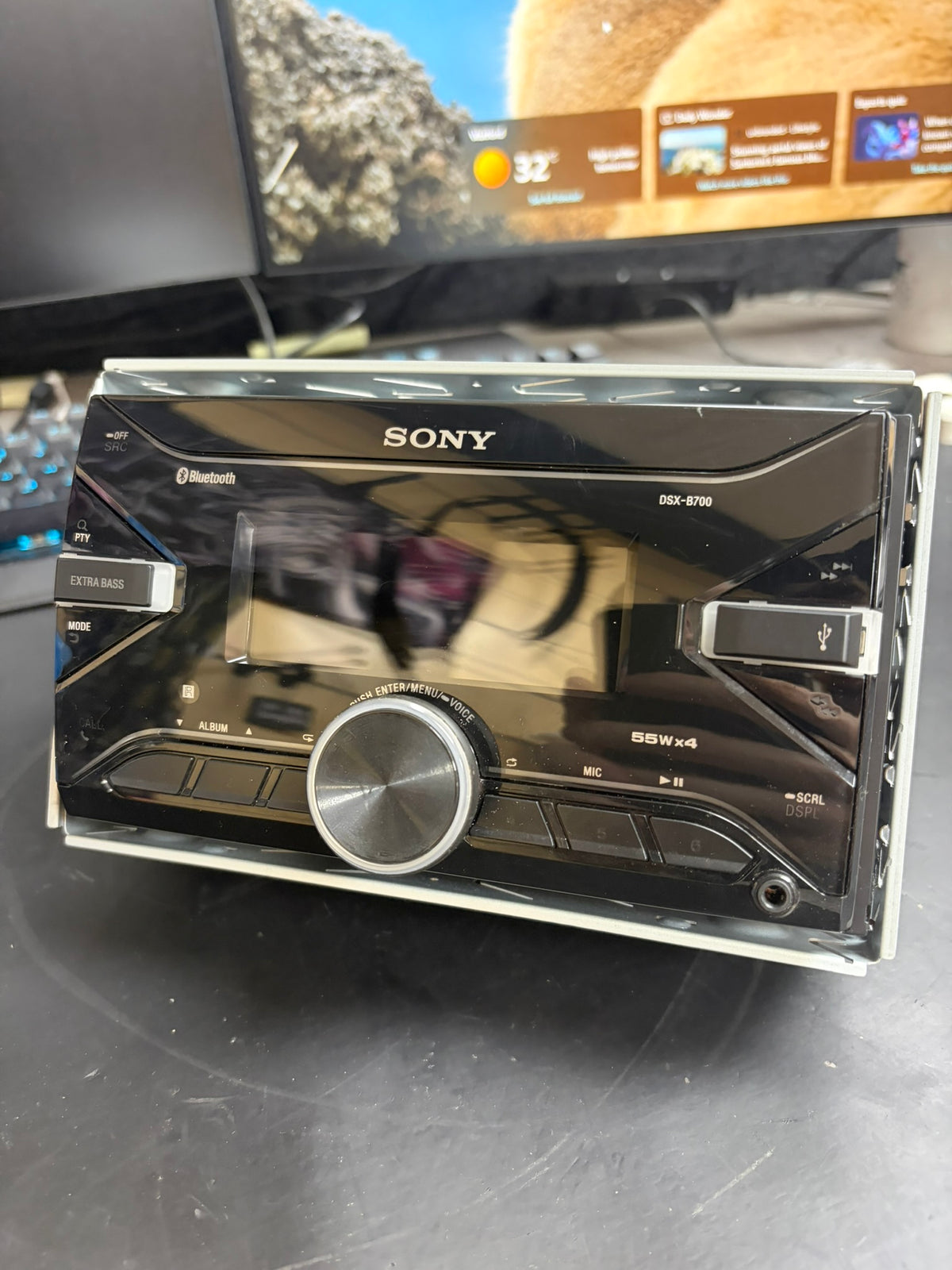 Sony DSX-B700
